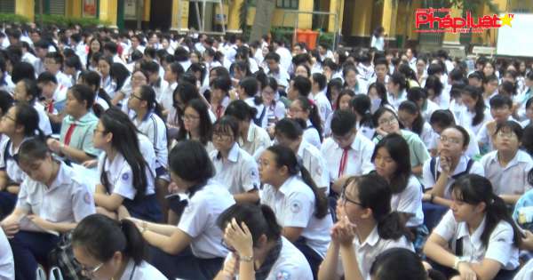 TPHCM: Hơn 80.000 thí sinh bắt đầu thi vào lớp 10 công lập